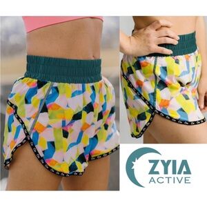 Zyia Lemon & Pine Multi Color Abstract Print Sprinter Active Gym Workout Shorts
